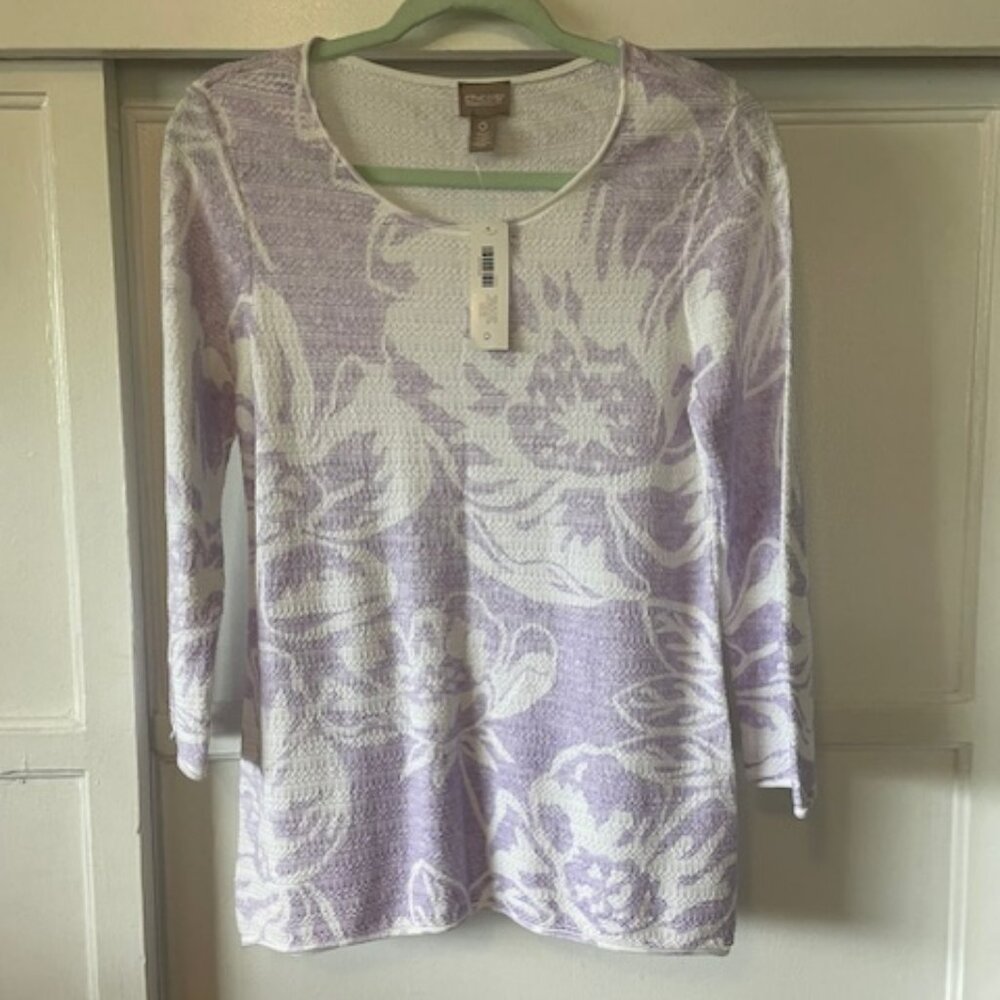 NWT Pullover Long Sleeve Top  Small 4/6 Lavender White Floral Botanical Textured